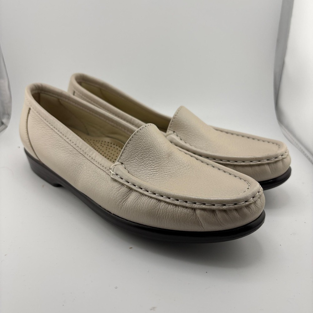 SAS Womens 7.5 S Beige Leather Slip On Comfort Loafers Moccasin Tripad Casual